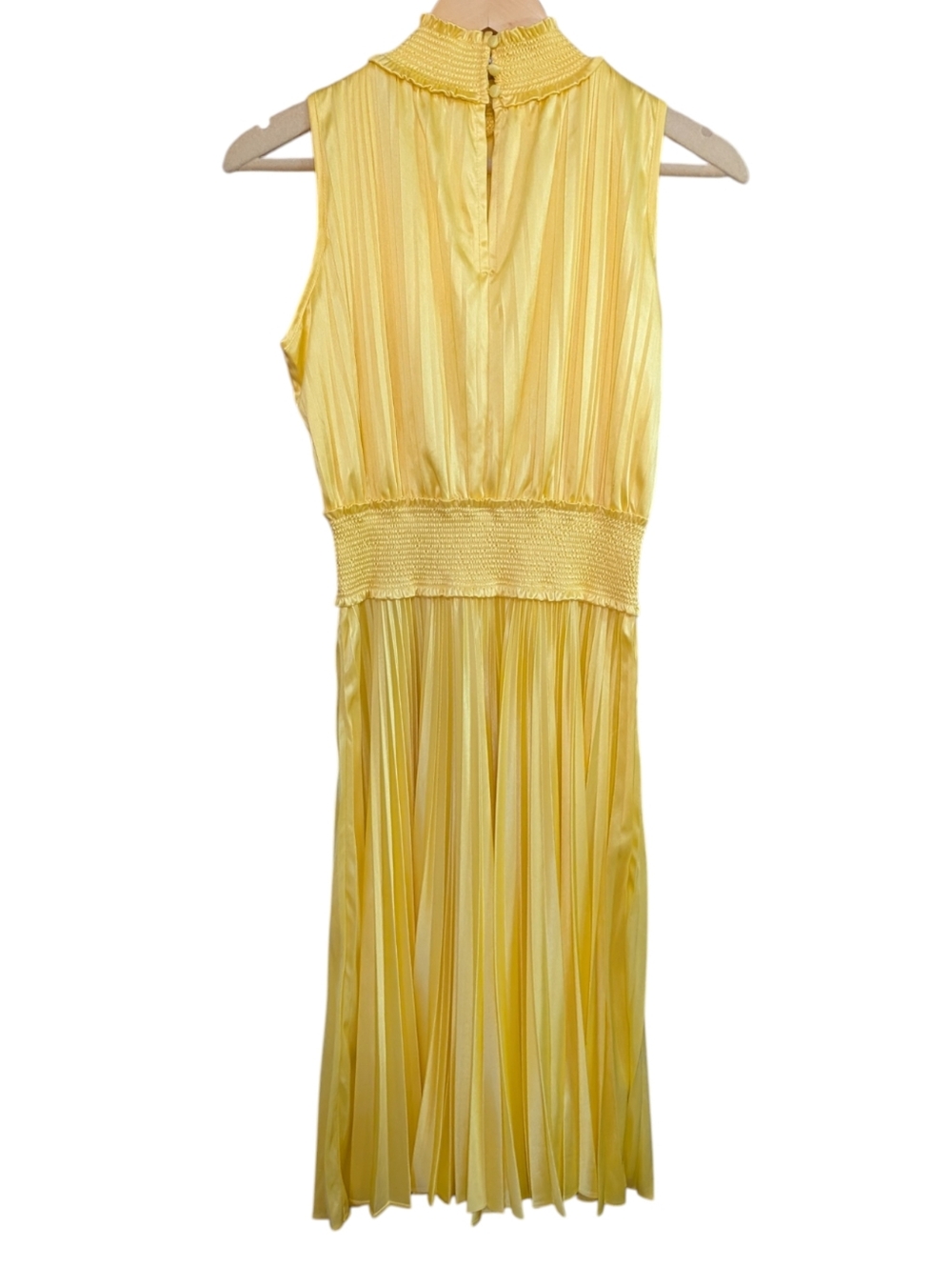 Nanette Lepore Women's Smocked High Neck Pleated Yellow Dress ..Size 2 - Picture 3 of 7